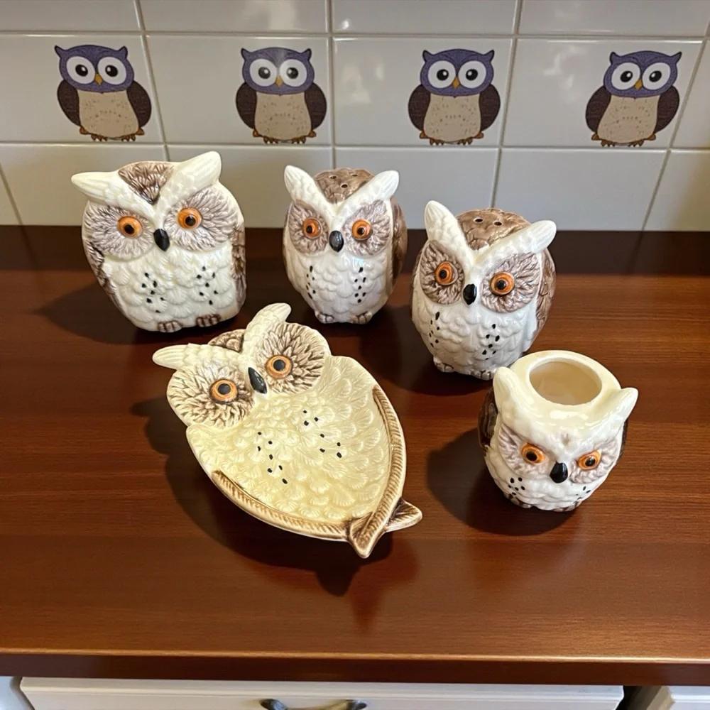 VTG Enesco Japan Ceramic Owl Kitchen Counter Set Napkin Spoon Rest Shakers